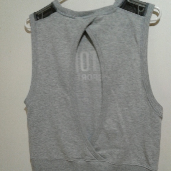 🌺 So Cute Victoria Sport Sweat Top - Picture 2 of 7